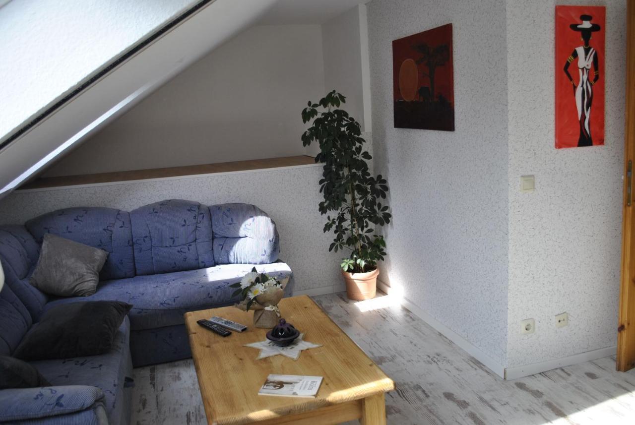 Gemuetliche Zimmer Im Einfamilienhaus Κολωνία Εξωτερικό φωτογραφία